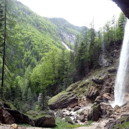 Zajcek Apartma Mojstrana