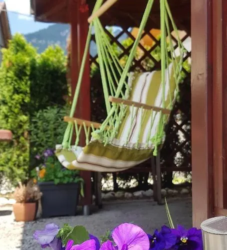 Zajcek Apartma Mojstrana